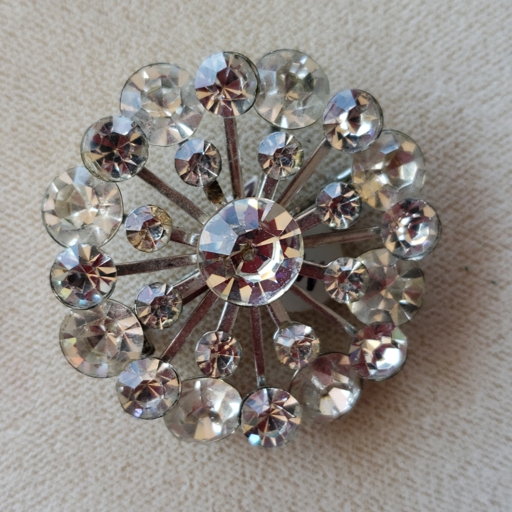 Brooch